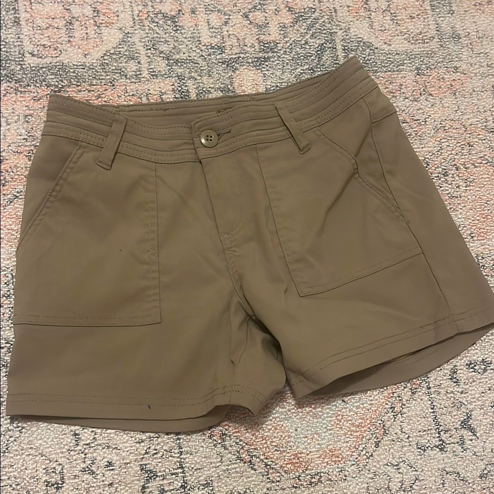 Prana Greenish Tan Cargo Shorts Versatile